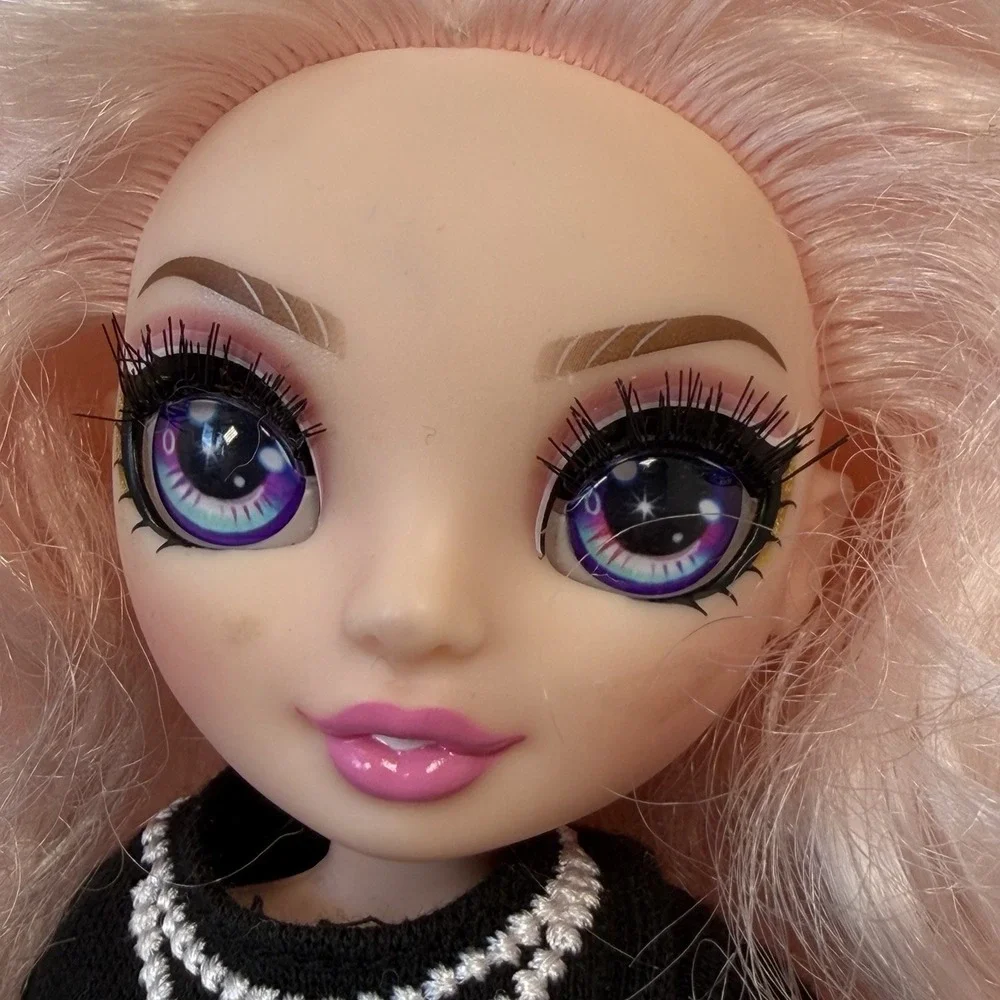 Rainbow High Costume Ball Bella Parker Dressed Articulated Doll